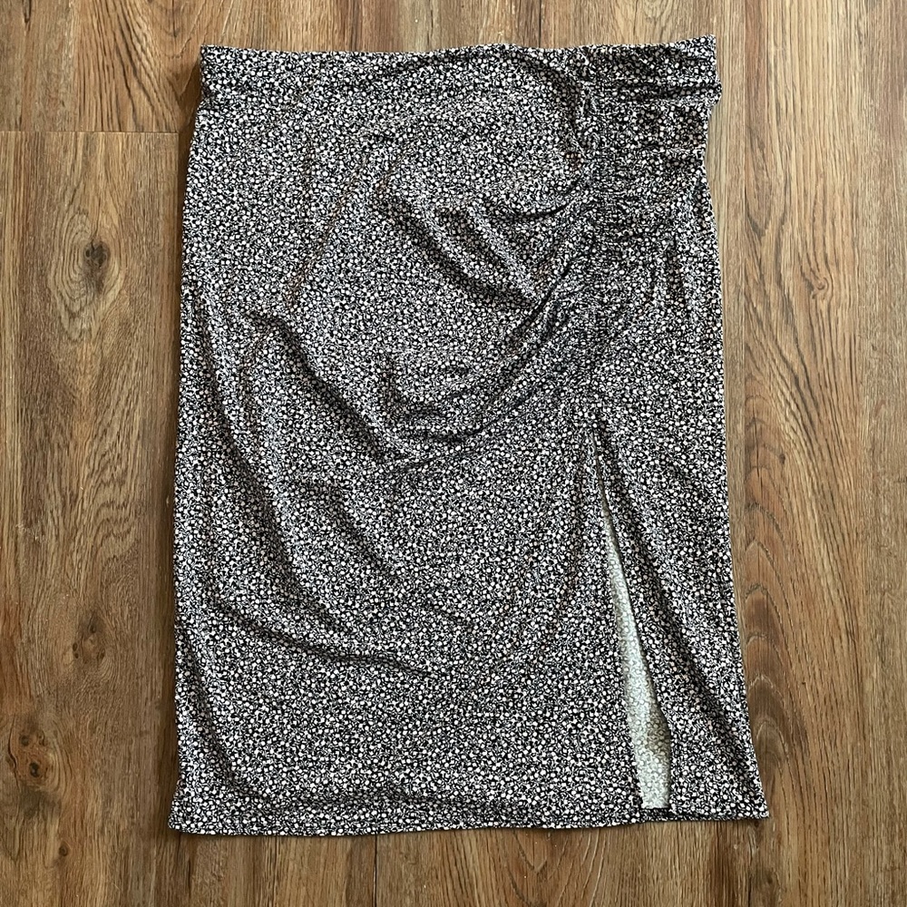 Floral slit H&M skirt